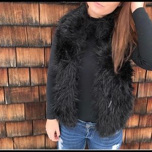 Fur Vest 🖤 Forever21